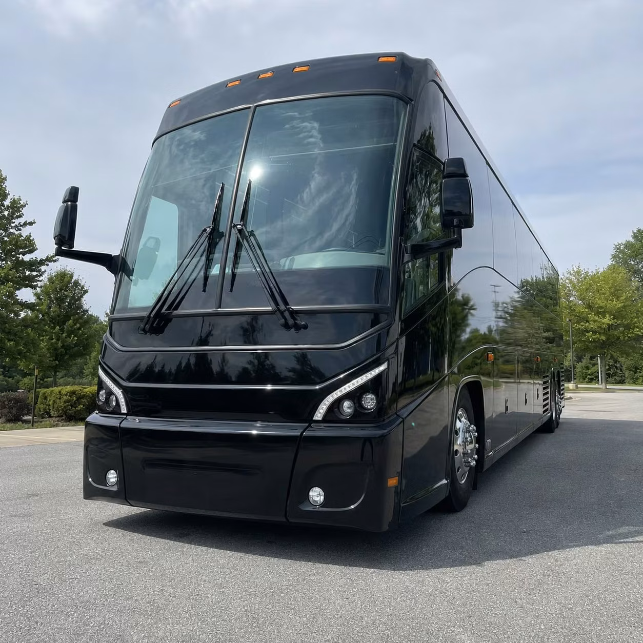 wichita airport transfer charter bus rentals