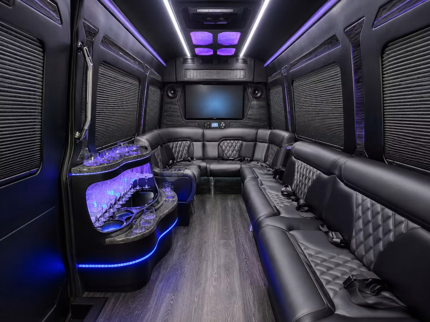 wichita school and university long distance field trip transportation