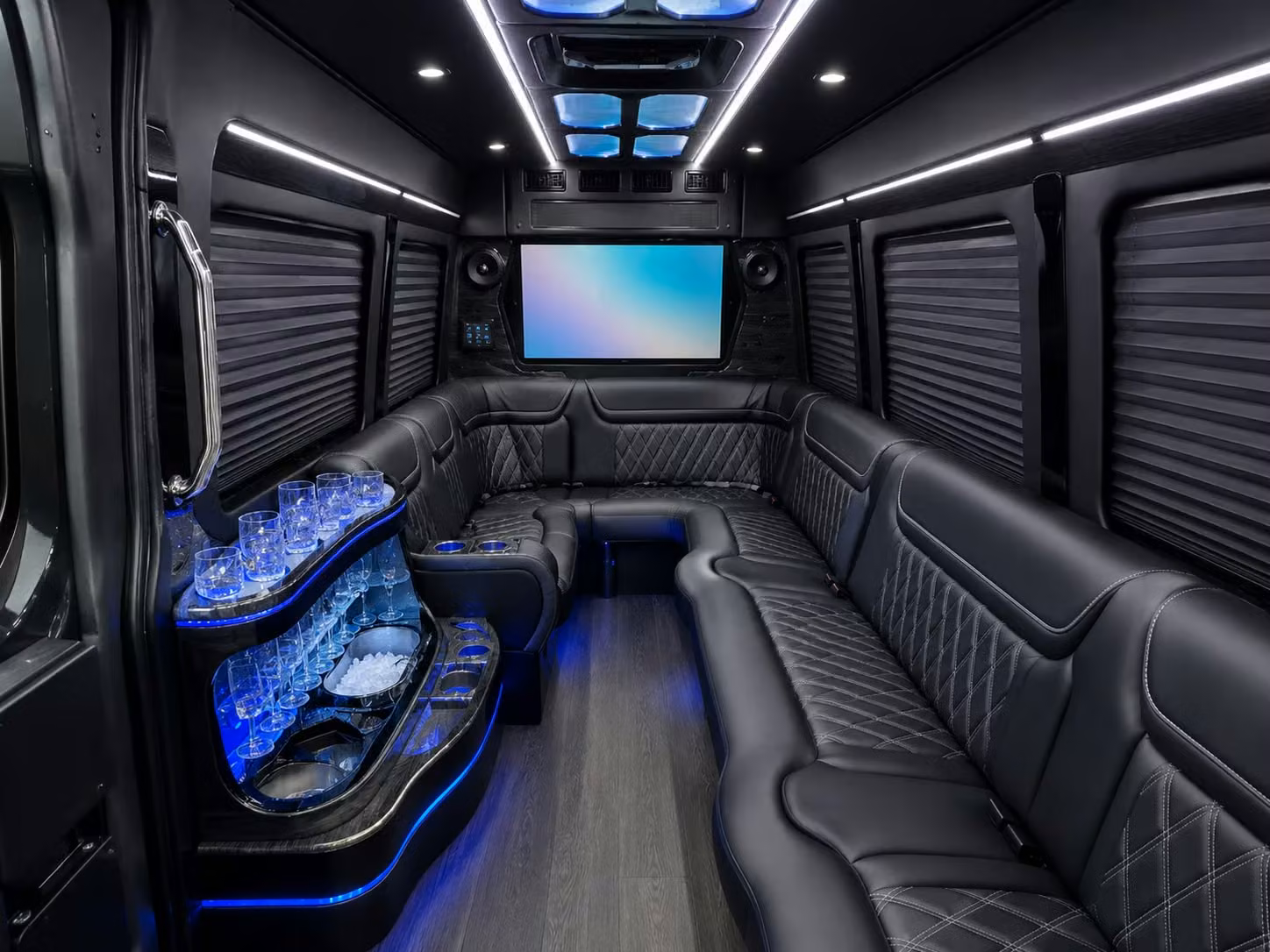 wichita school field trip group bus rentals